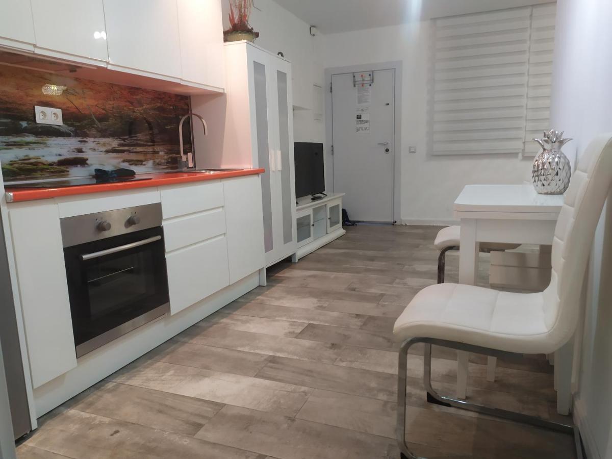 Apartmán Carihuela Los Nidos Sun&Beach Torremolinos Exteriér fotografie